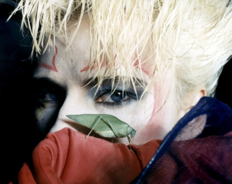 006C8E18-BA26-5A49-1554A753F28EAD4D