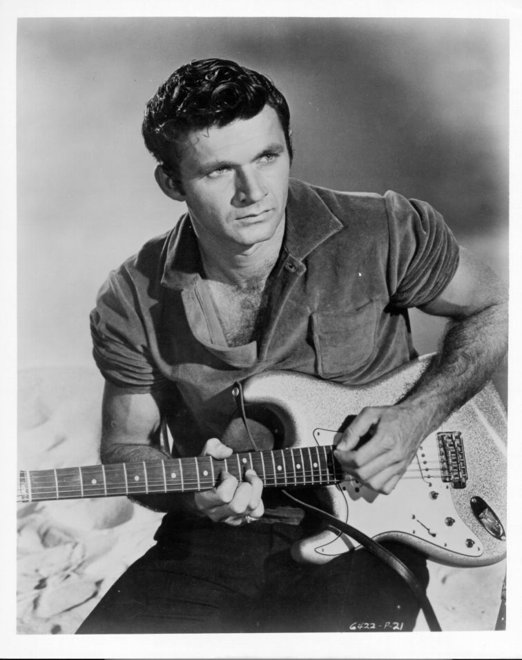 photo-of-dick-dale-photo-by-michael-ochs-archives-getty-news-photo-74259806-1552885730